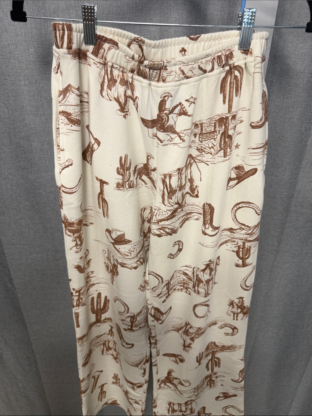 J.O.A. Cream Wide-Leg Pants with Brown Western Print